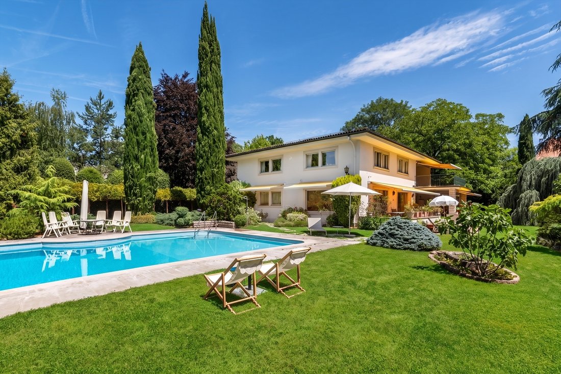 Villa in Thônex, Genève, Switzerland 1 - 18659193