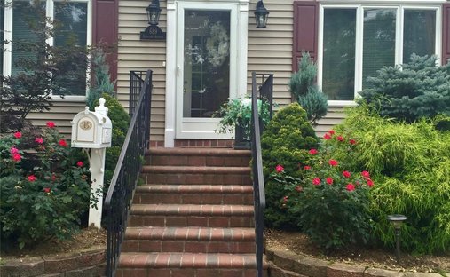 House in Baldwin, New York, United States 1