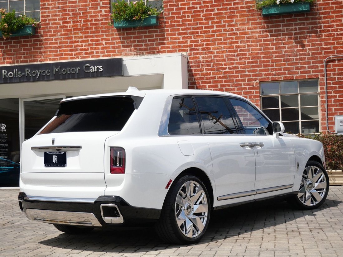 Suv in Beverly Hills, CA, United States 2 - 18666854