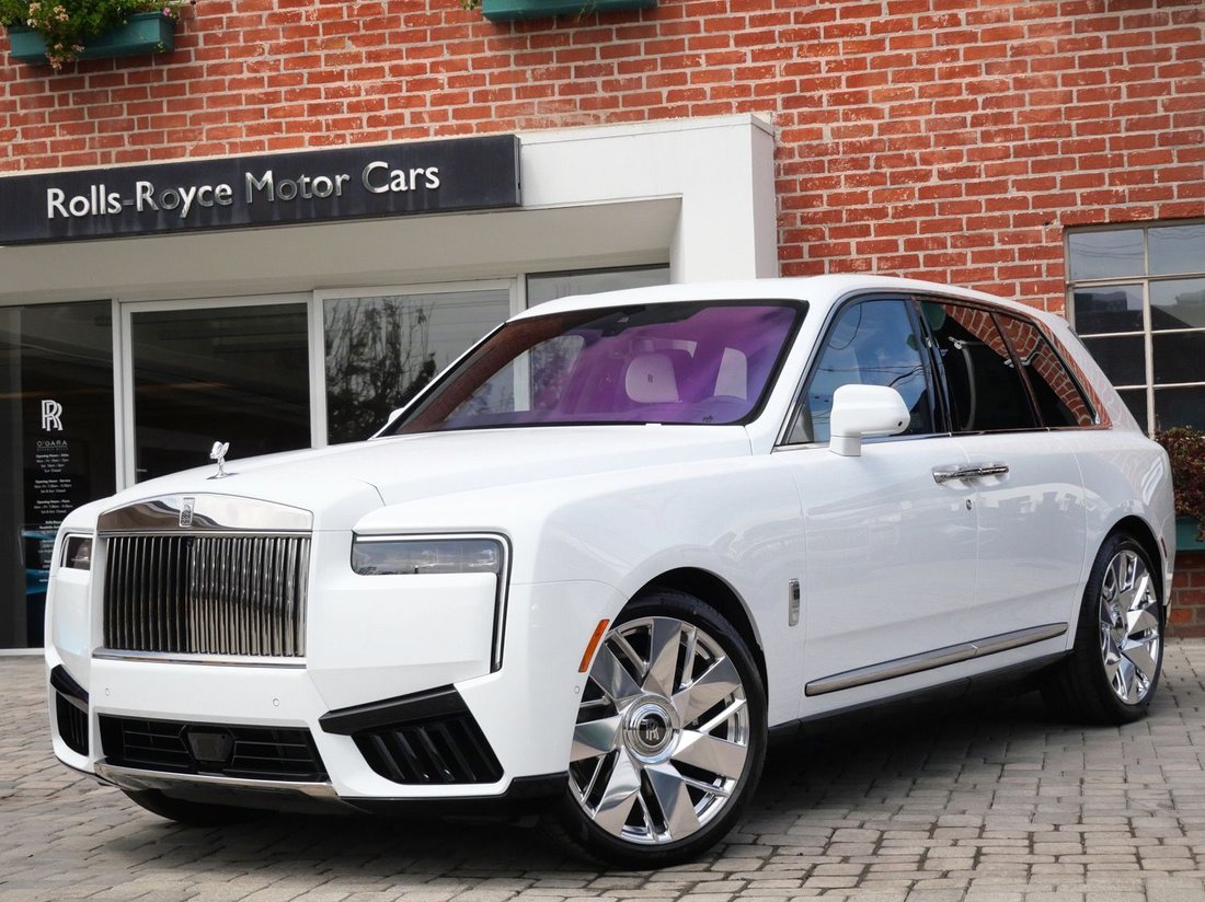 Suv in Beverly Hills, CA, United States 1 - 18666854