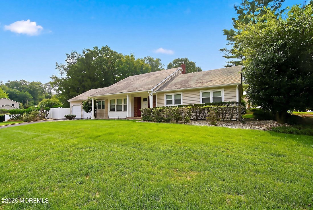 House in Marlboro Township, New Jersey, United States 3 - 18665919