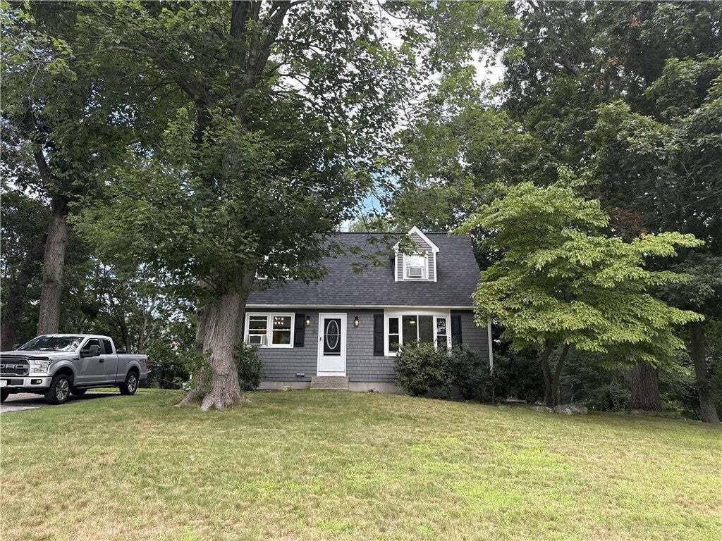 House in Cranston, Rhode Island, United States 2 - 18665944