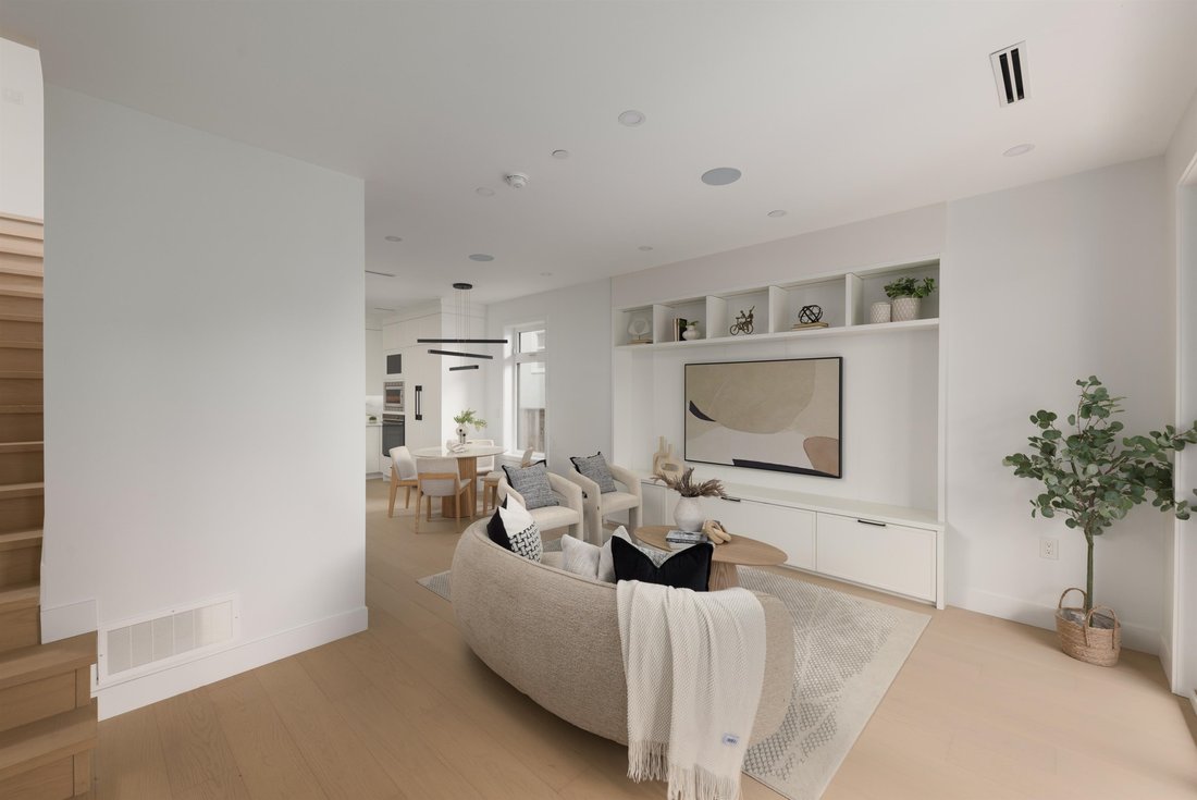 House in Vancouver, British Columbia, Canada 3 - 18670456