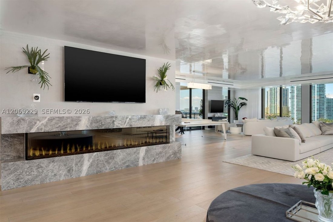 Condo in Miami Beach, Florida, United States 5 - 18659990