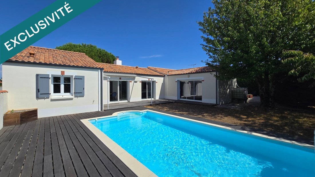 House in L'Ile-d'Olonne, Pays de la Loire, France 1 - 17713434