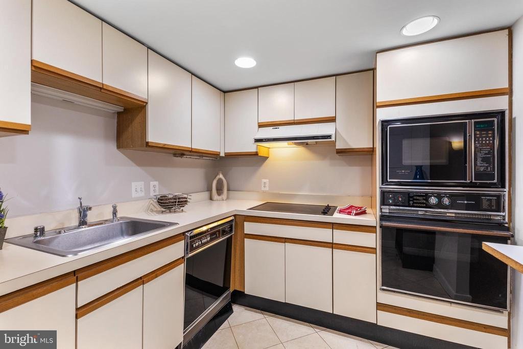 Condo in Washington, District of Columbia, United States 3 - 18671295