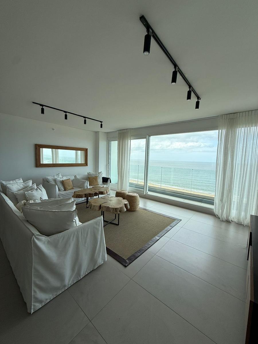 Apartment in Punta del Este, Maldonado Department, Uruguay 4 - 18667311