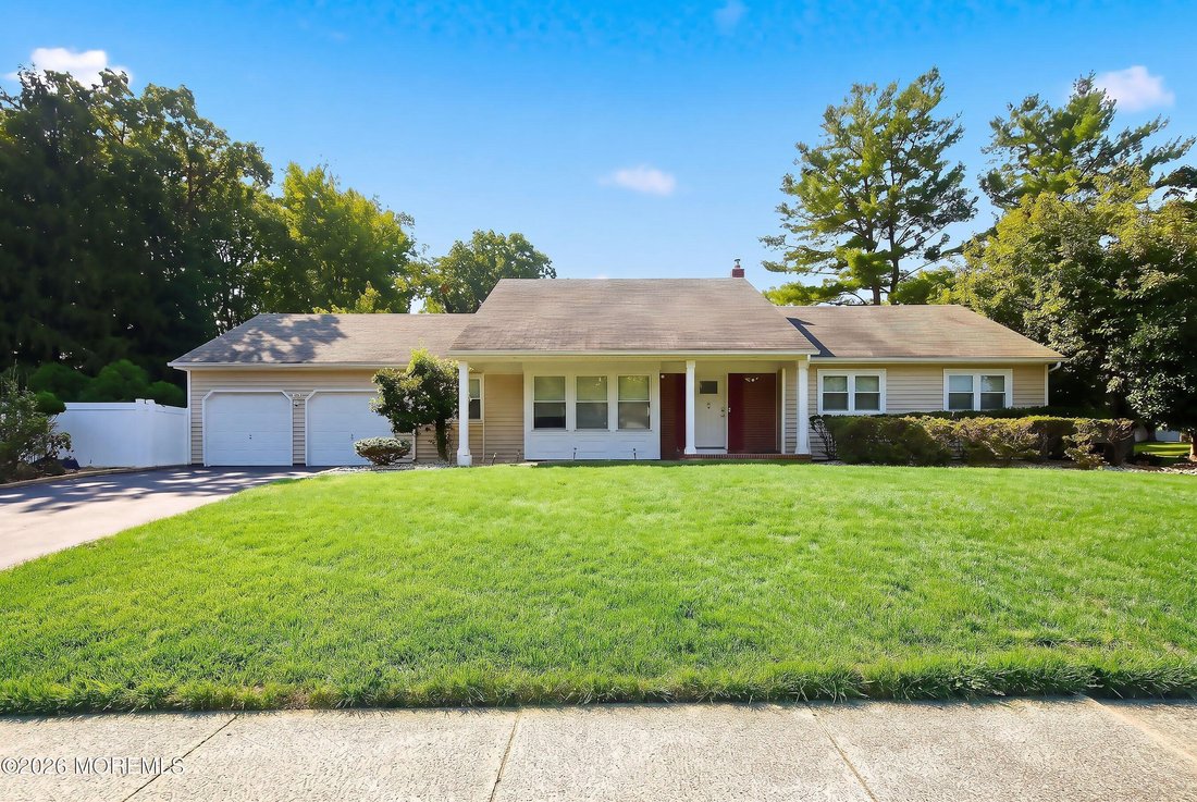House in Marlboro Township, New Jersey, United States 1 - 18665919