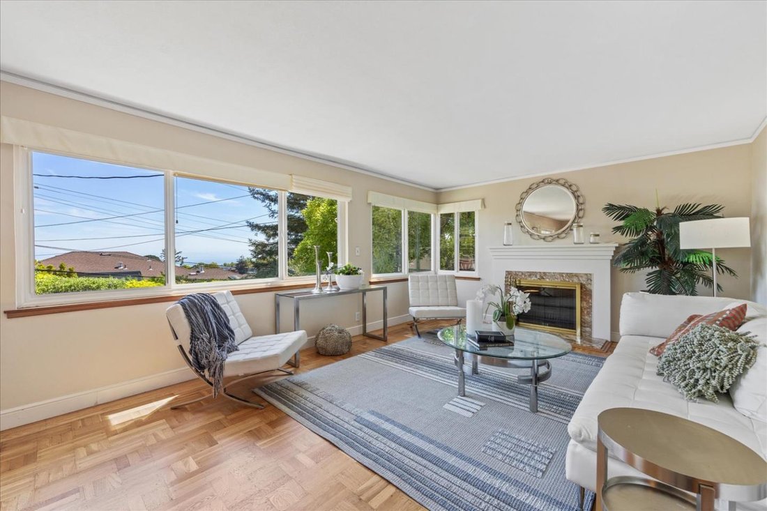 House in Millbrae, California, United States 4 - 18662372
