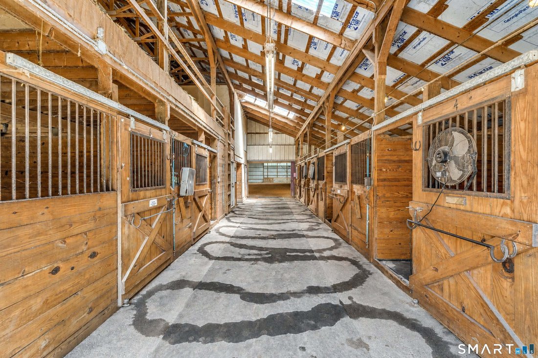 House in Woodbury, Connecticut, United States 4 - 18670622