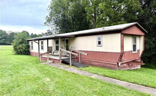 House in Woodsfield, Ohio, United States 1