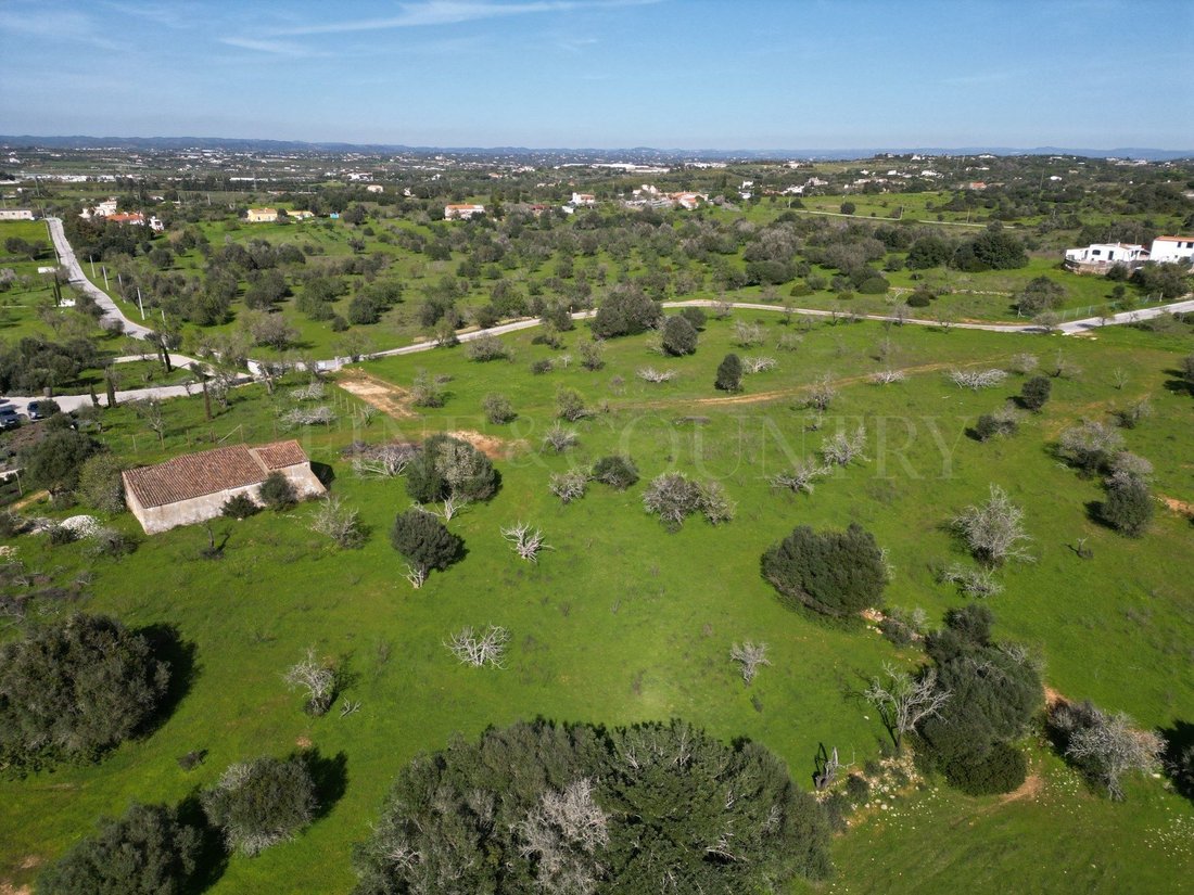 Land in Lagoa e Carvoeiro, Algarve, Portugal 1 - 18664651