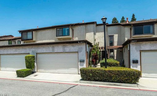 Townhouse in Santa Fe Springs, California, United States 1