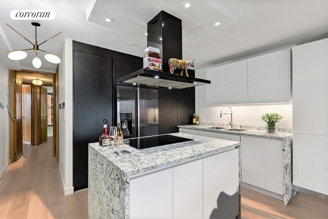 Condo in New York, New York, United States 4 - 17757656