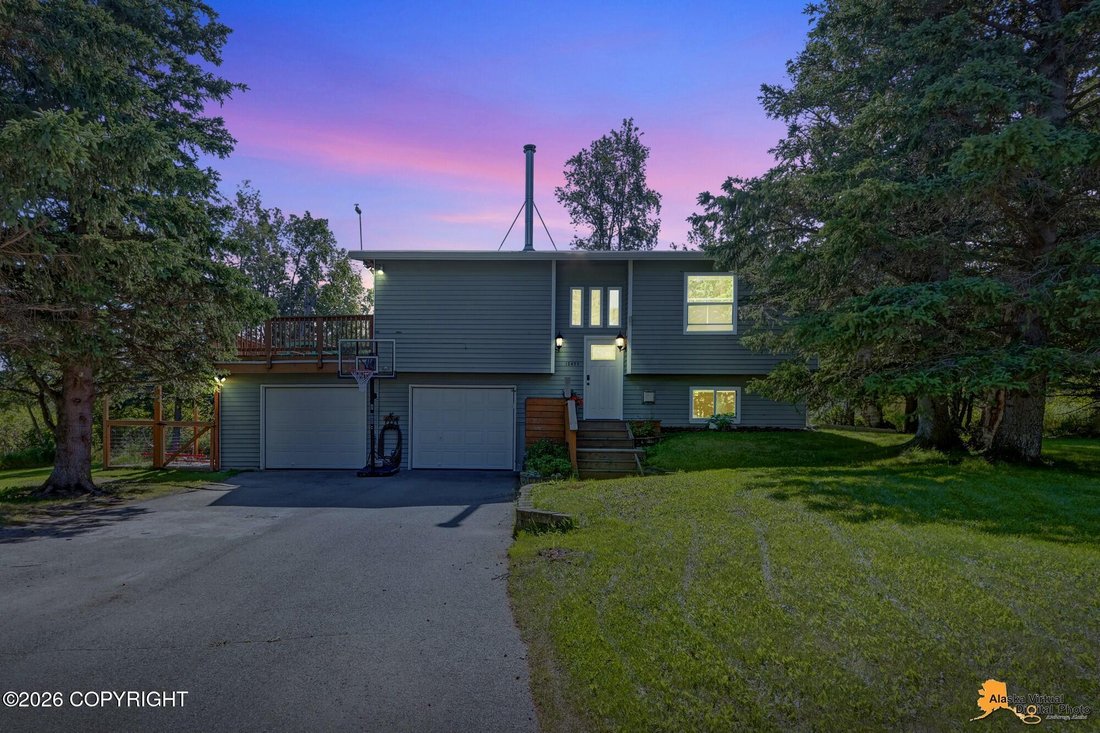 House in Anchorage, Alaska, United States 3 - 18668759