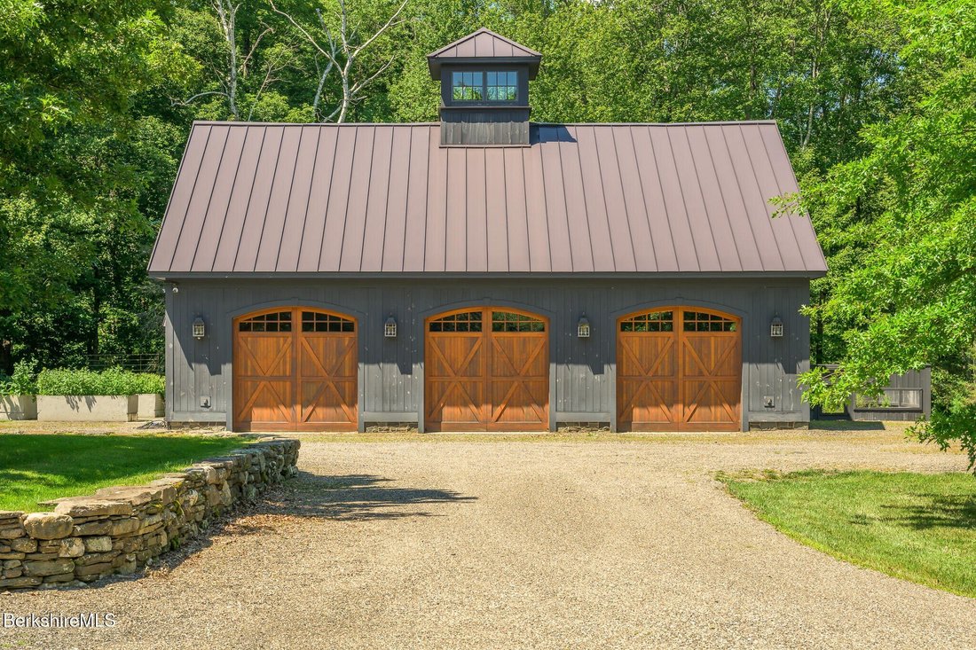 House in Austerlitz, New York, United States 2 - 18665244