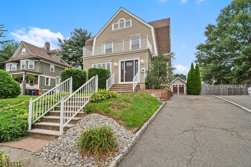 House in Nutley, New Jersey, United States 3 - 18667916
