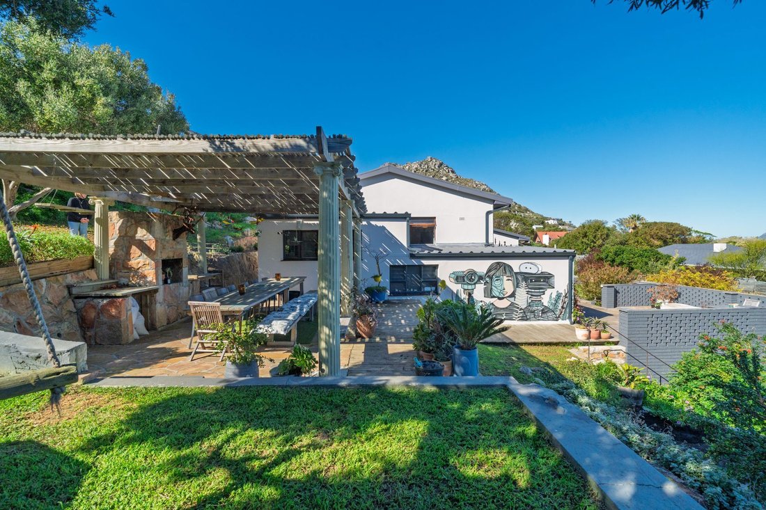 House in Clovelly, Cape Town, South Africa 3 - 18662440