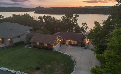 House in Branson West, Missouri, United States 1