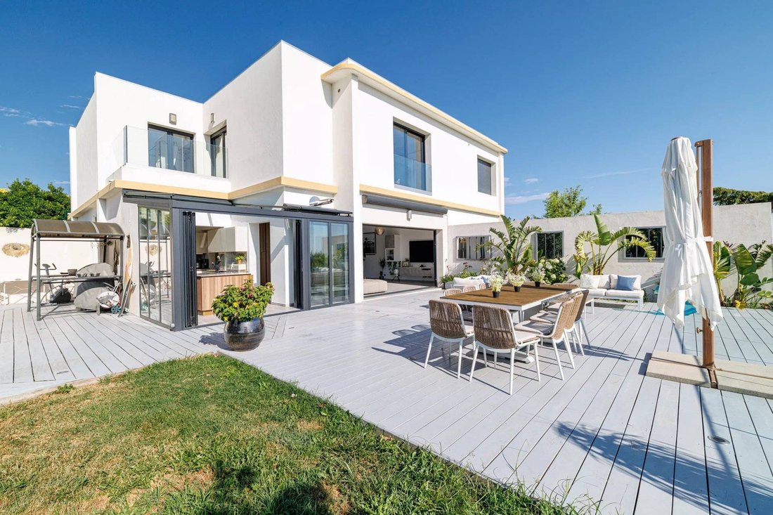House in Nice, Provence-Alpes-Côte d'Azur, France 1 - 18439555