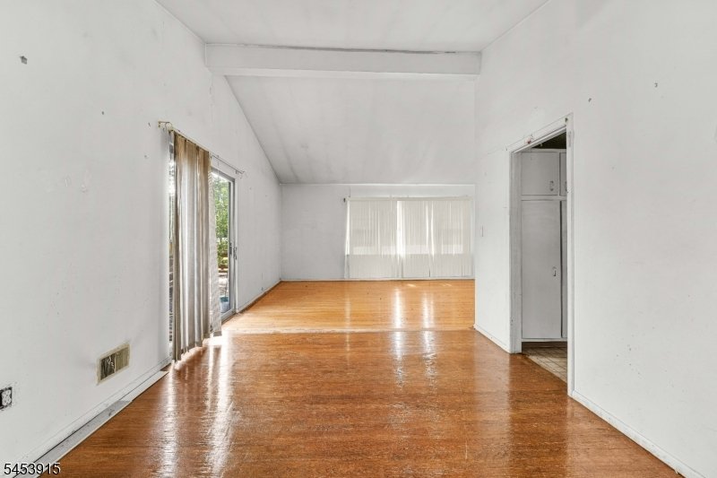 House in Metuchen, New Jersey, United States 5 - 18663186