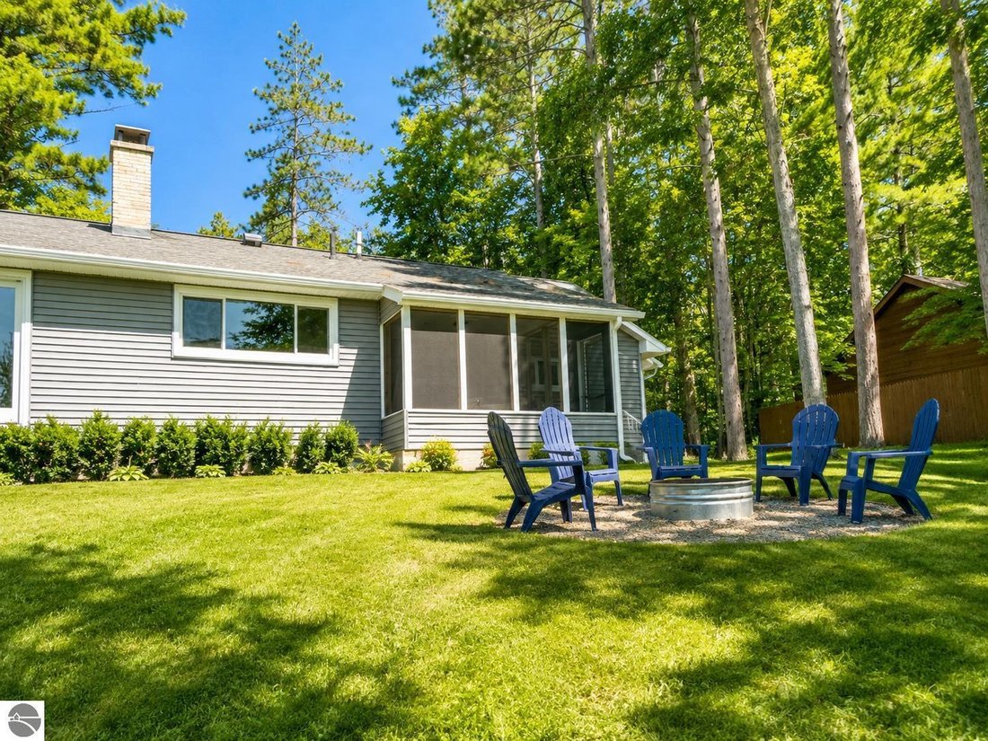 House in Traverse City, Michigan, United States 2 - 18671397