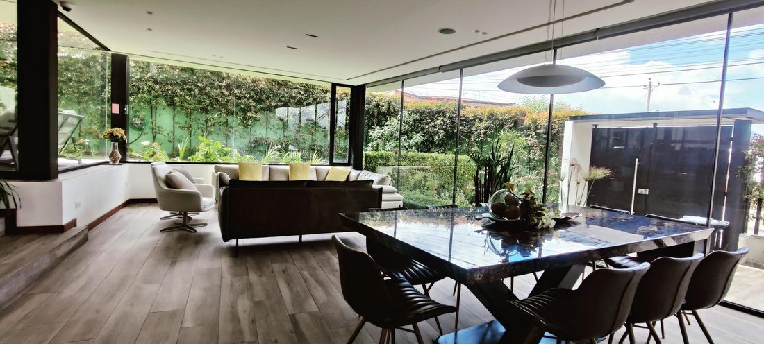 House in Quito, Pichincha, Ecuador 1 - 18661516