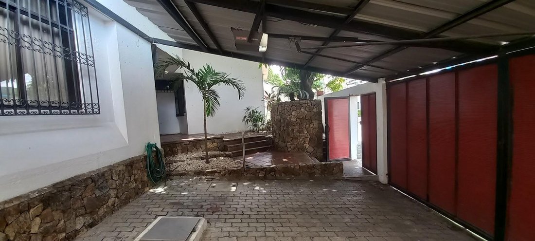 House in Guayaquil, Guayas, Ecuador 5 - 18661309