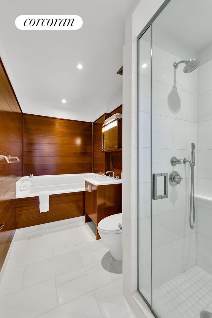 Condo in New York, New York, United States 5 - 17392603