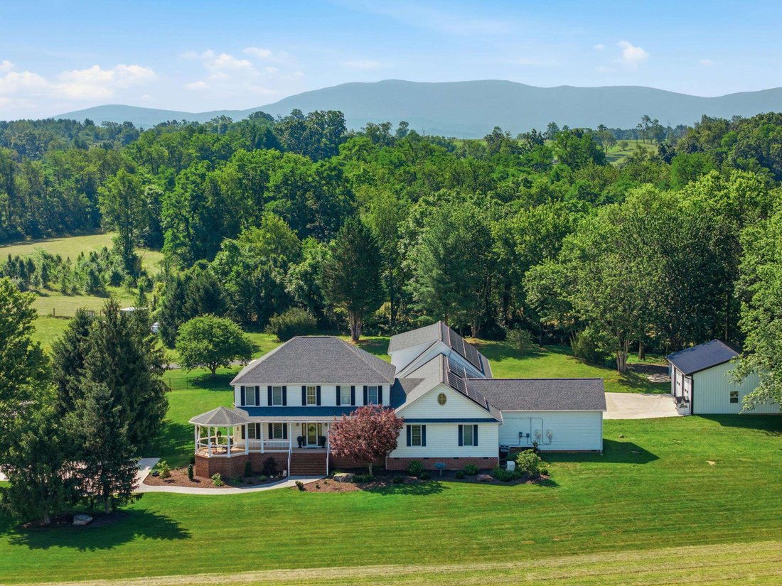 House in Fishersville, Virginia, United States 1 - 18667607