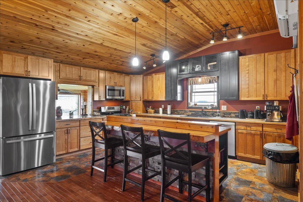 Farm Ranch in Hardin, Montana, United States 3 - 18666860