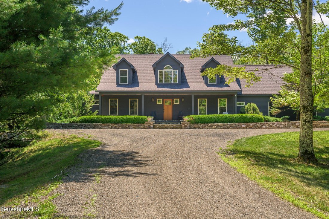 House in Austerlitz, New York, United States 1 - 18665244