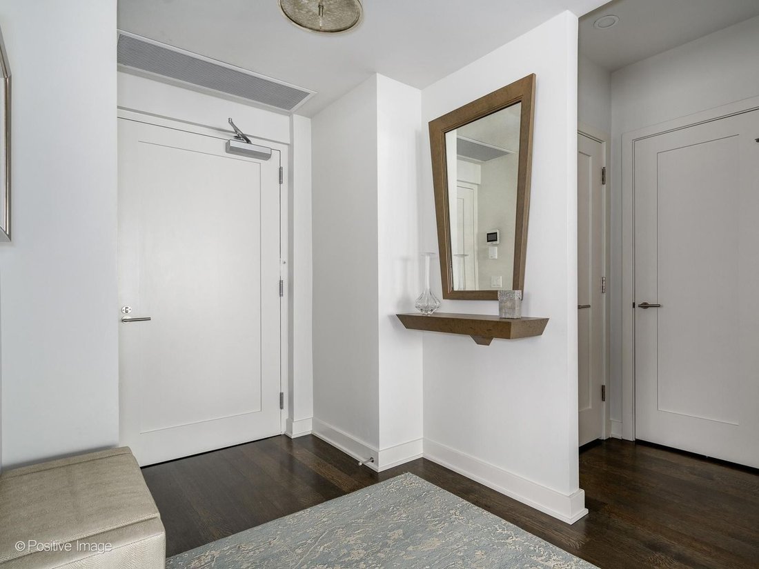 Condo in Chicago, Illinois, United States 2 - 18670980