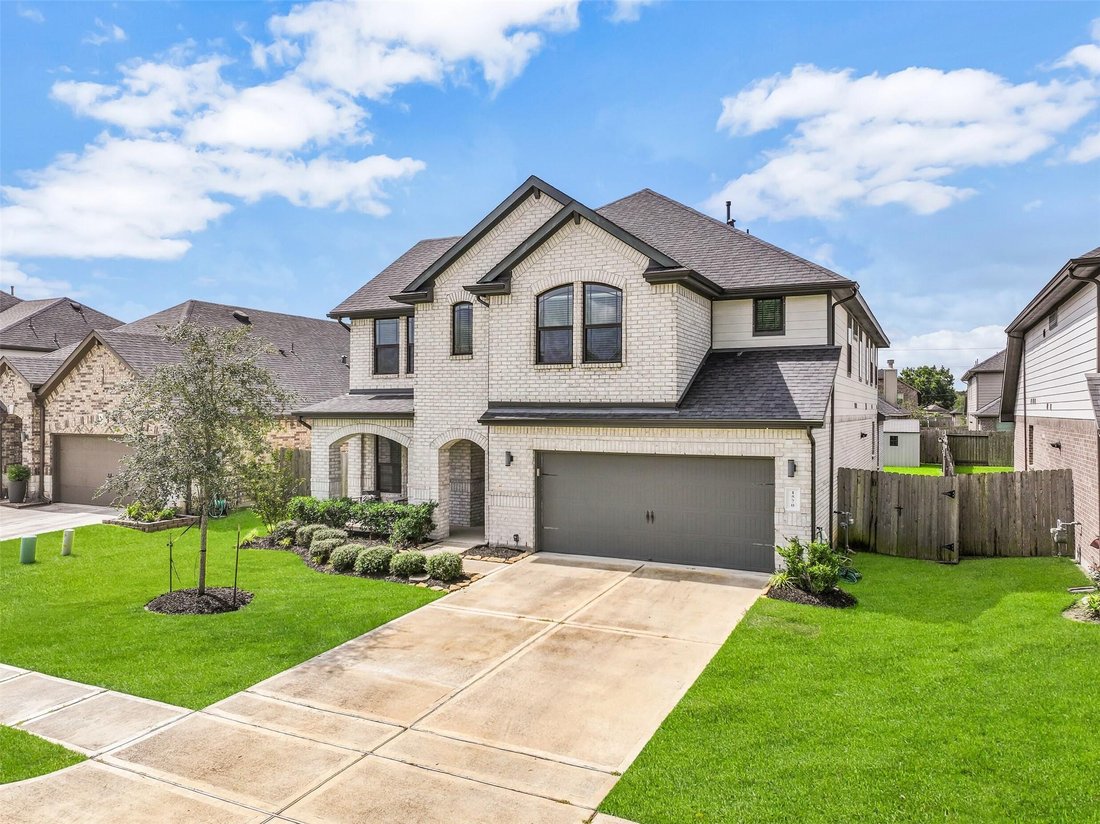 House in Friendswood, Texas, United States 2 - 18659491