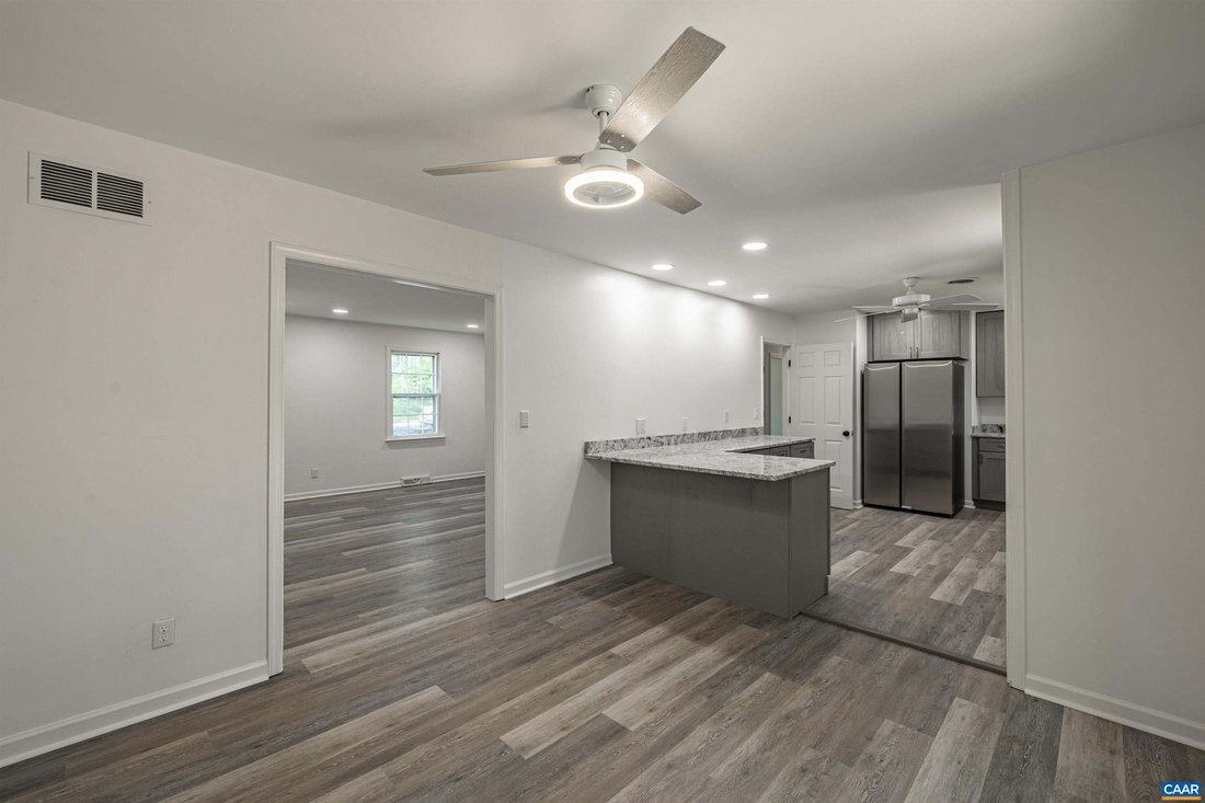 House in Charlottesville, Virginia, United States 4 - 18663092