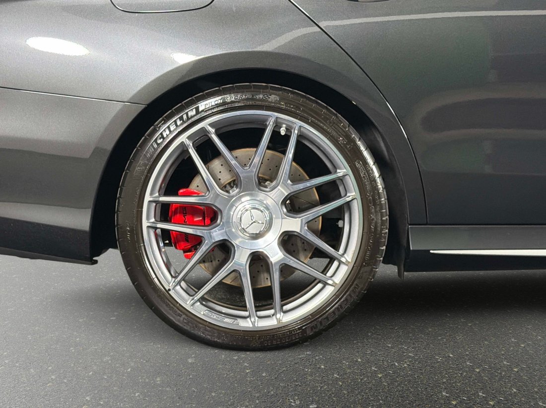 Sedan in Pompano Beach, FL, United States 5 - 18668285