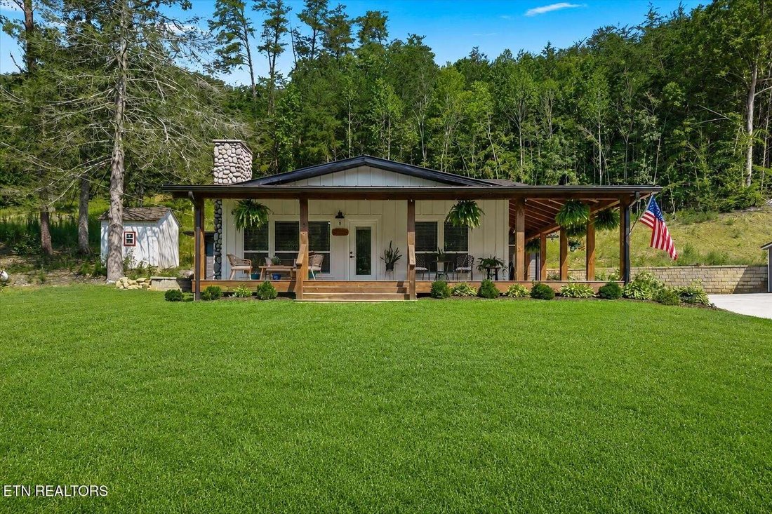 House in Tellico Plains, Tennessee, United States 1 - 18669334