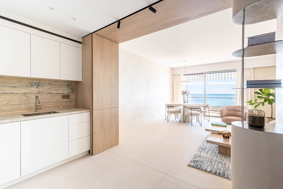 Apartment in Brusquet-Retenaou-Devens, Vallauris, France 4 - 17907057