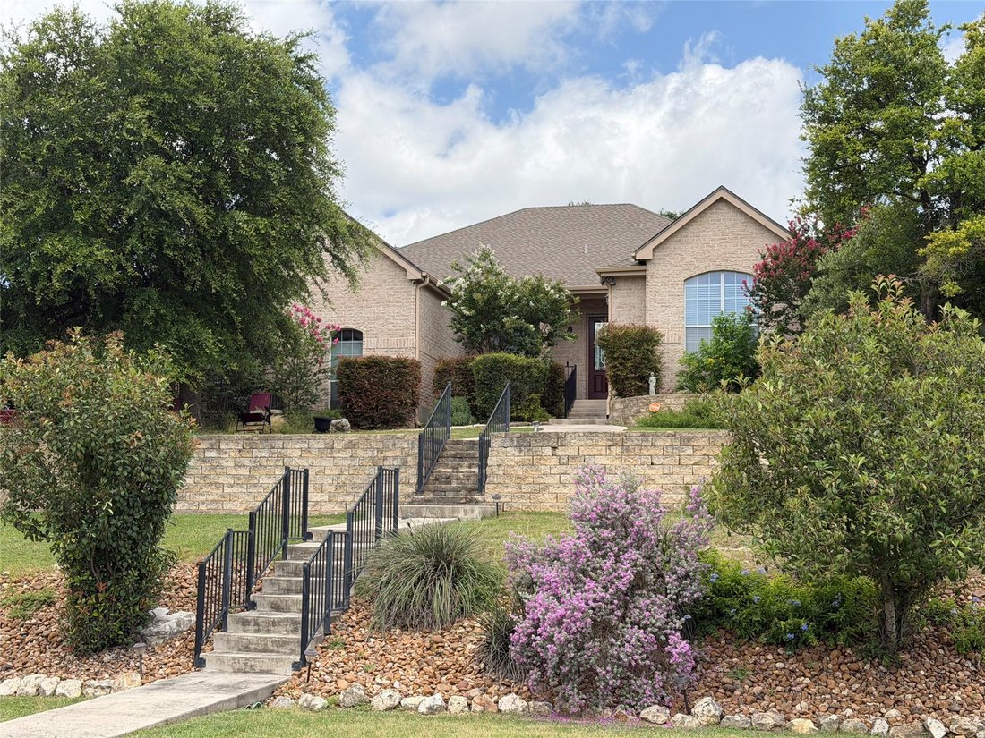 House in New Braunfels, Texas, United States 1 - 18669412