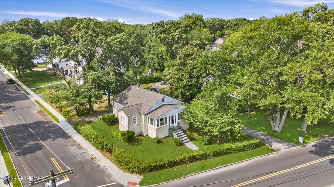 House in Lakewood Township, New Jersey, United States 1 - 18659780