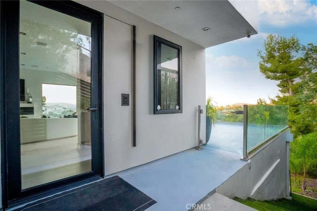House in Los Angeles, California, United States 4 - 18659622