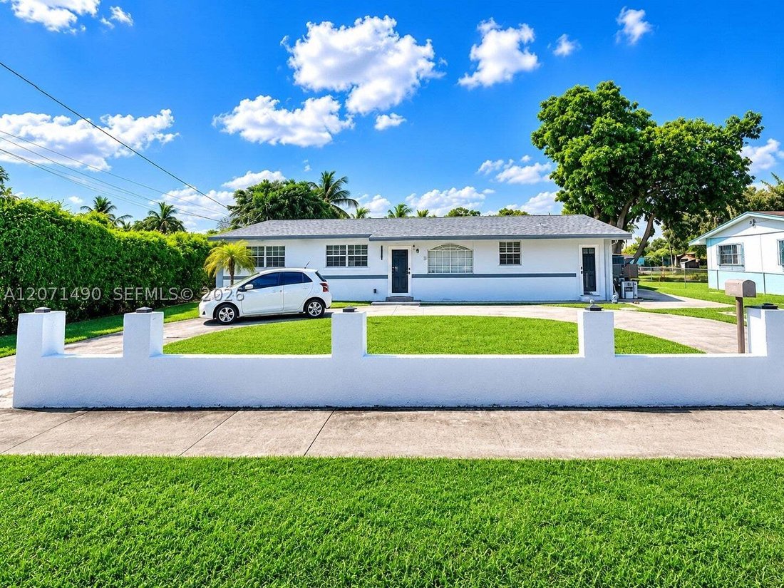 House in Miami Gardens, Florida, United States 1 - 18663458