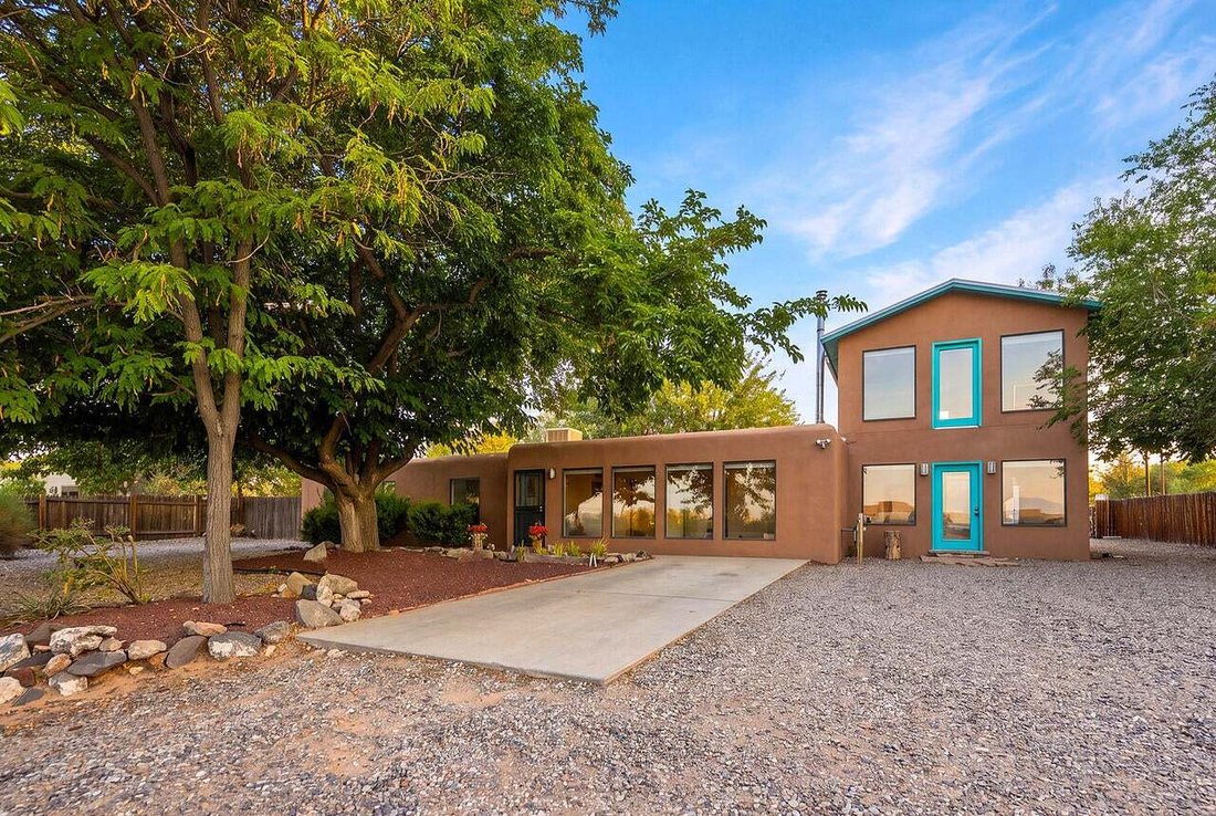 House in Corrales, New Mexico, United States 3 - 18662427