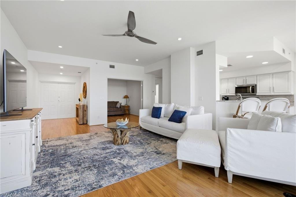 Condo in Fort Myers Beach, Florida, United States 5 - 18670989