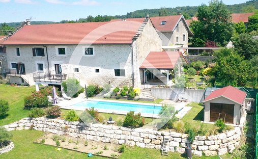 Villa in Eloise, Auvergne-Rhône-Alpes, France 1