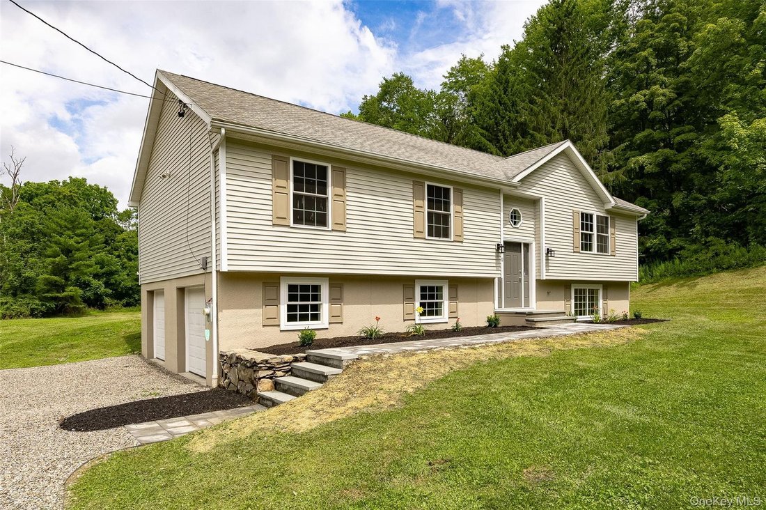 Casa en Pleasant Valley, Nueva York, Estados Unidos 2 - 18584901