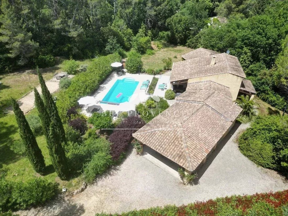 Villa en Est, Lorgues, Francia 1 - 16703614