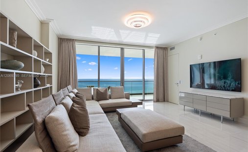Condo in Golden Beach, Florida, United States 1