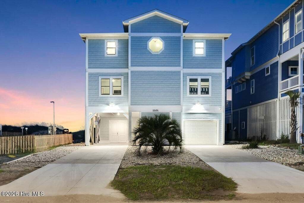 House in Oak Island, North Carolina, United States 5 - 18669204