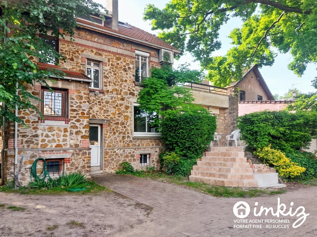 House in Aulnay-sous-Bois, Ile-de-France, France 2 - 18667733